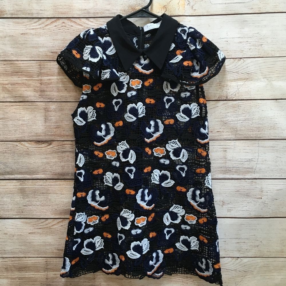 ‎HUNTER BELL NEW YORK CROCHET FLORAL TOP